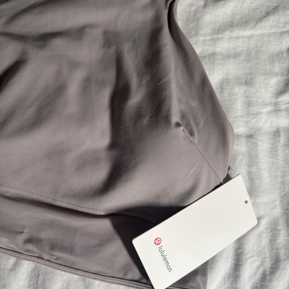 🆕🤍 Lululemon Nulu High-Neck Mesh-Hem Tank - Muave Grey - Picture 6 of 9
